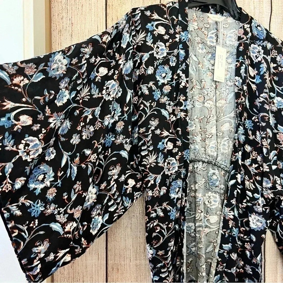 Sim & Sam Floral women’s kimono cardigan Size Small - Picture 4 of 7
